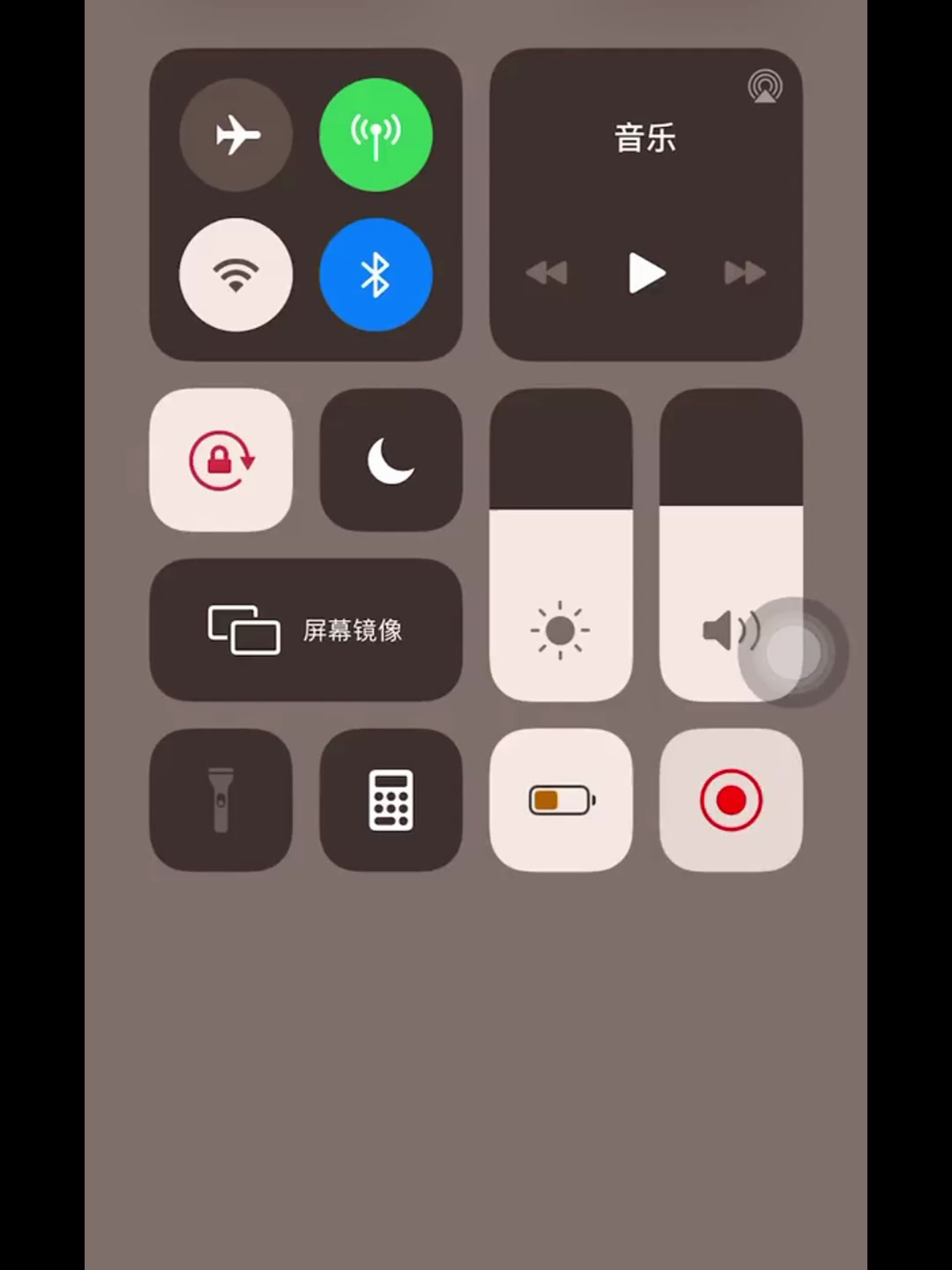 就很普通一个男的凭什么做模特啊