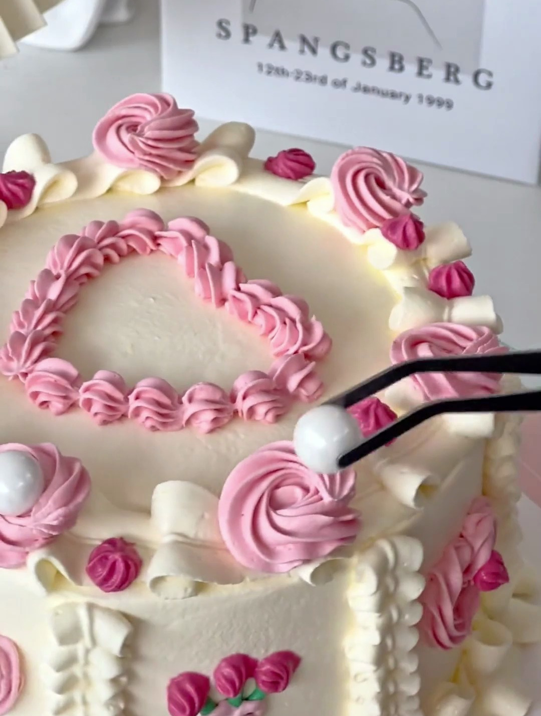 今天沉浸式做复古裱花蛋糕