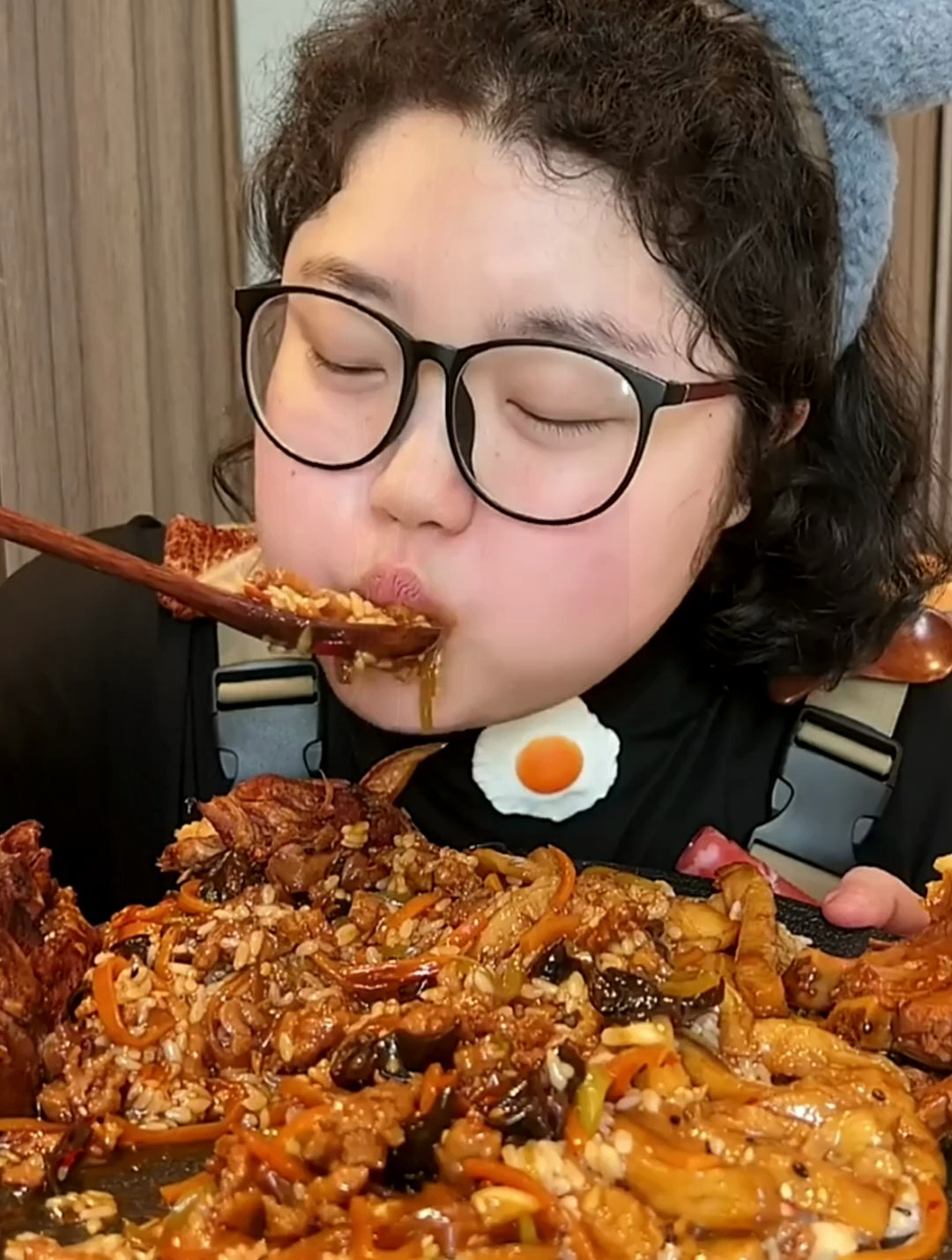 鱼香肉丝酱焖,大骨鱼香茄子盖浇饭,今天吃个减脂餐