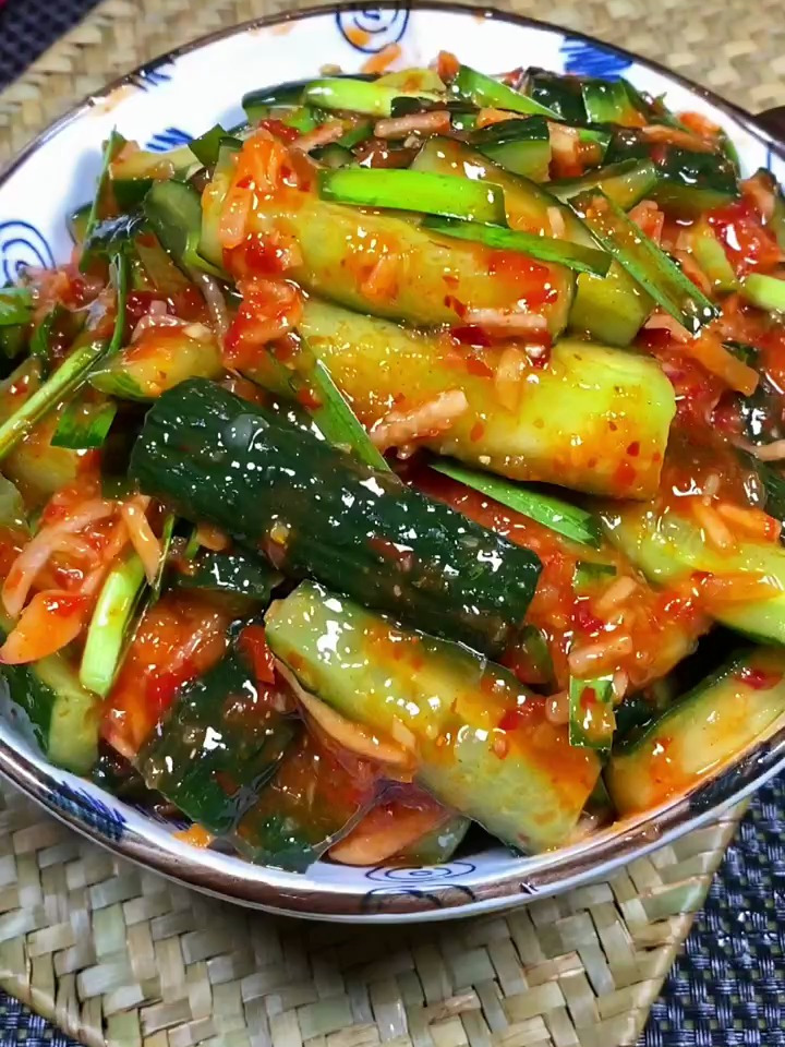 凉拌青瓜的做法