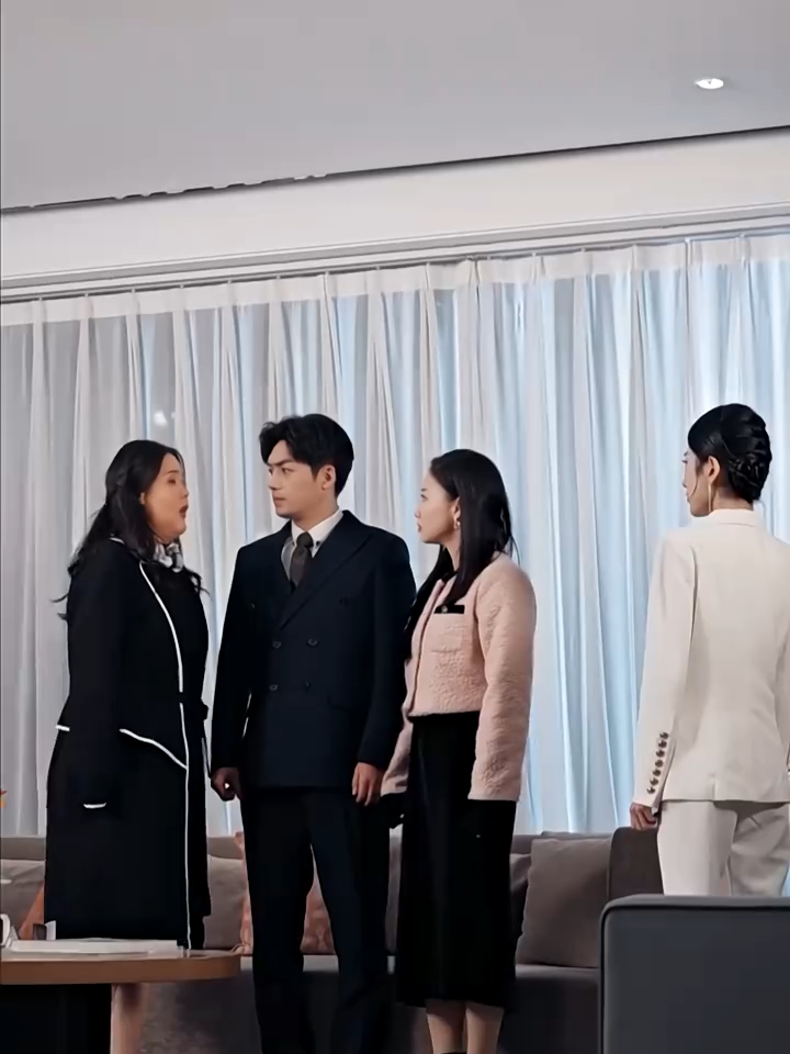 浑身上下除了长肥肉,就不能长点脑子吗