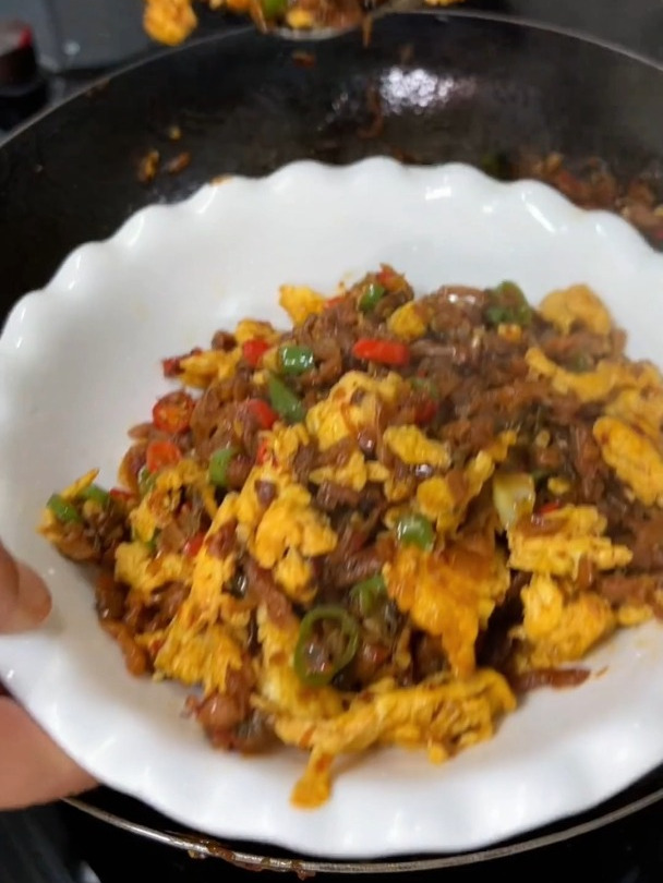 外婆菜炒鸡蛋真的太下饭了