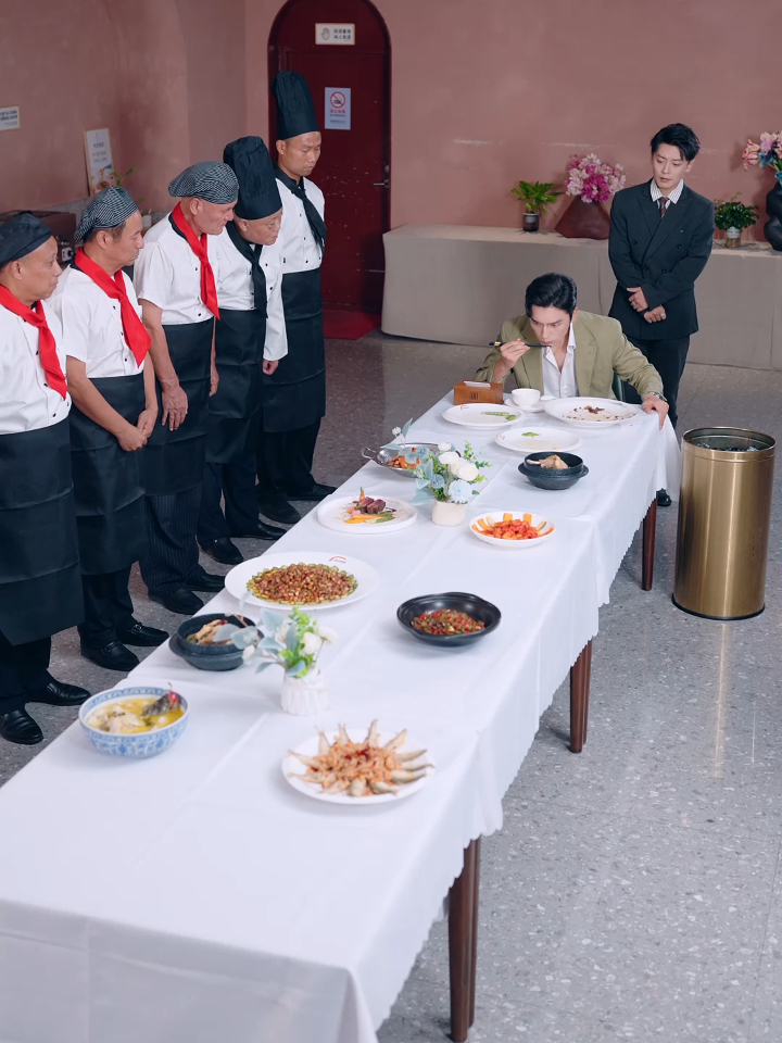 司总这表情是好吃还是难吃啊