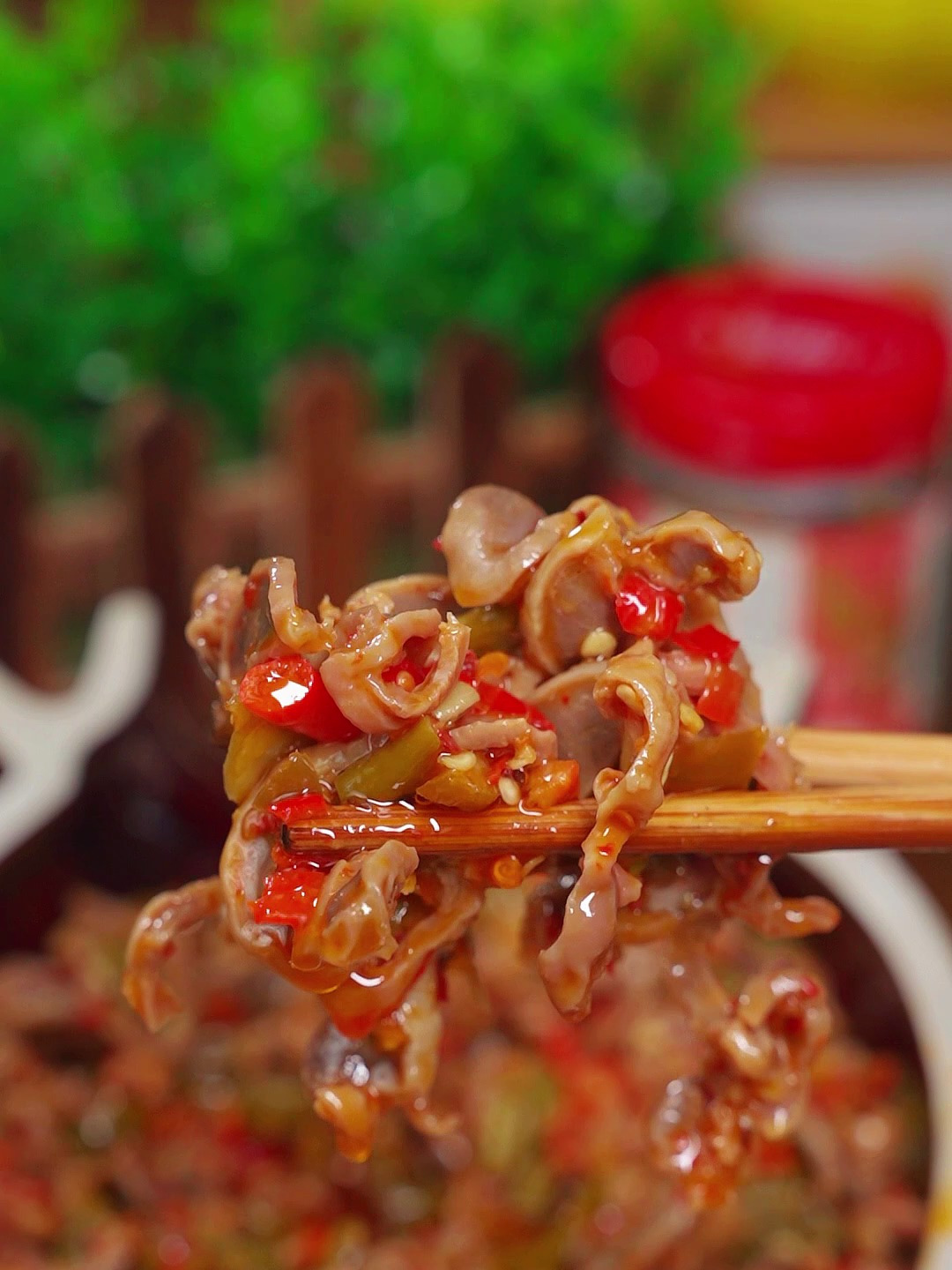 湖南农家菜的代表酸豆角鸡杂,你们尝过了吗?