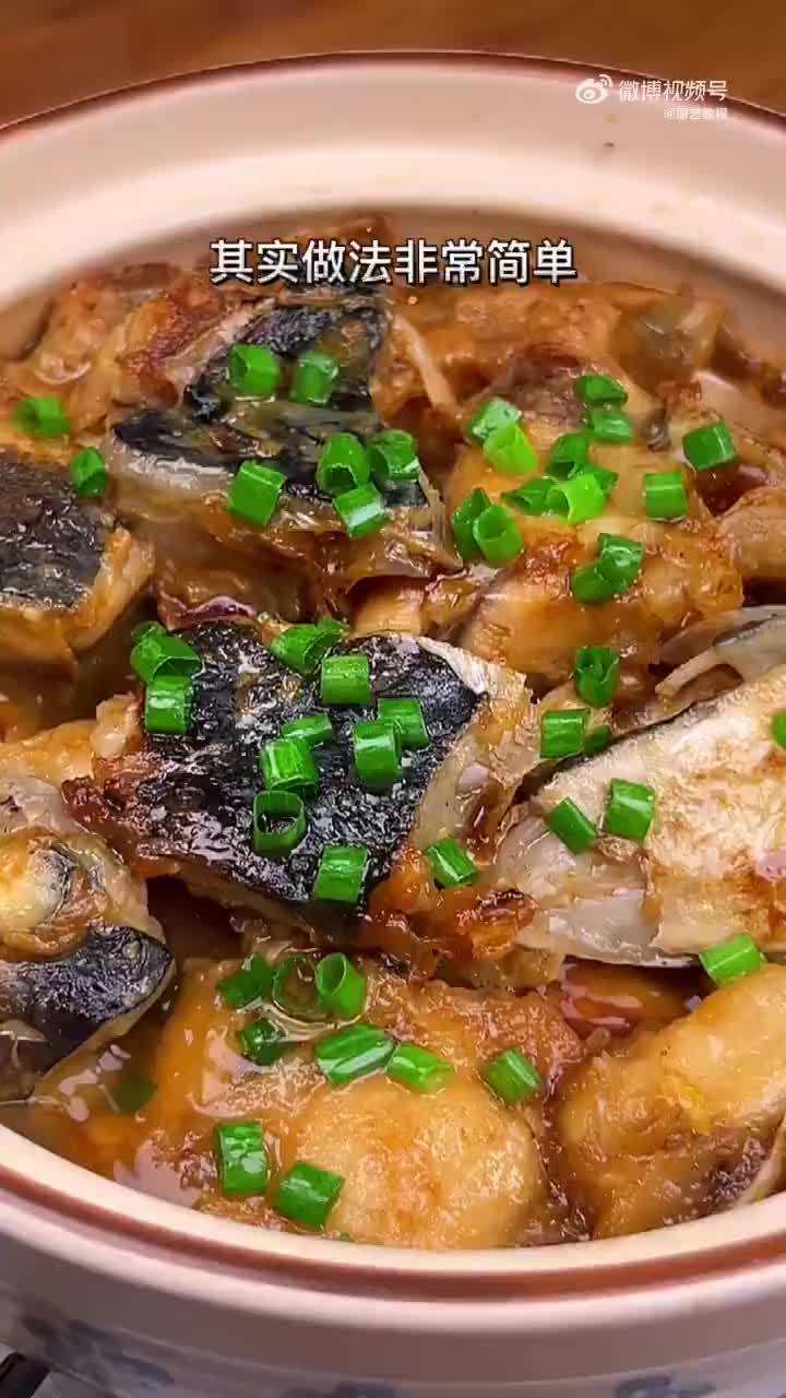 火爆广式餐厅的腐竹鱼头煲