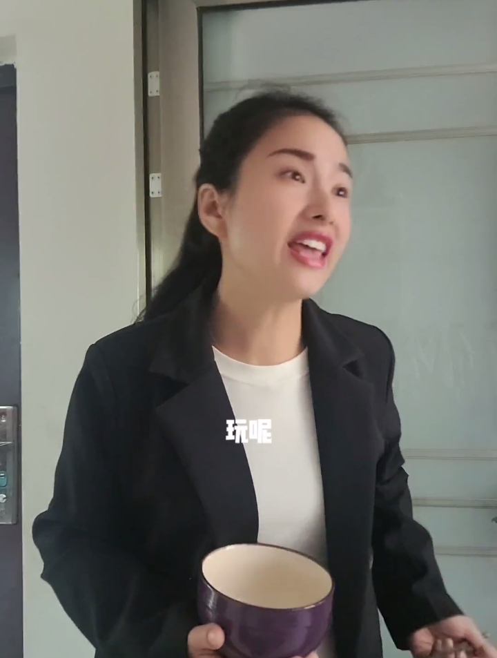 海参炒面,请给我一个完美的解释～哈哈哈～