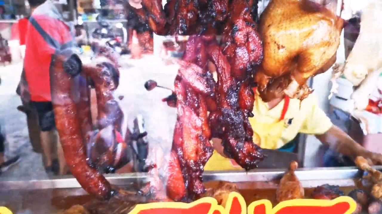 叉烧猪肉和烤鸭饭,口感非常好,外酥里嫩,而且非常的香