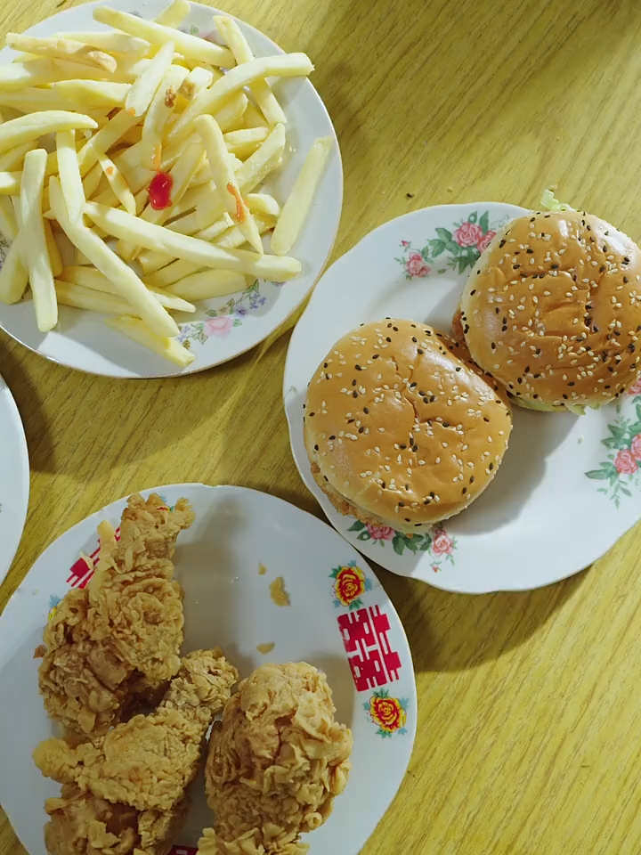 风华八零小娇妻 07