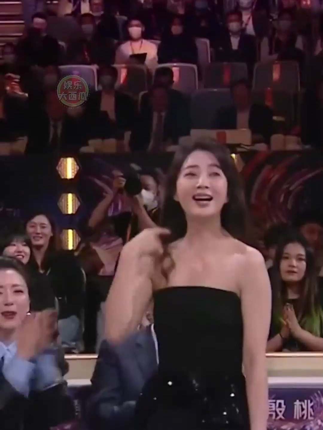 凭借人世间荣获最佳女主角,从鸡毛飞上天的骆玉珠到人世间的郑娟
