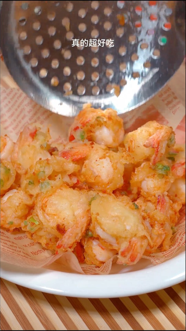 酥脆可口的干炸虾仁