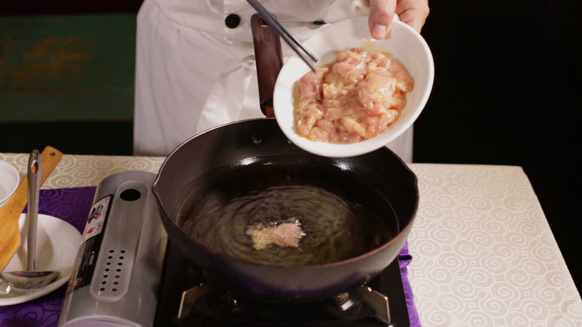 从业17年的太原大厨教你做正宗过油肉,外软里嫩,好吃下饭