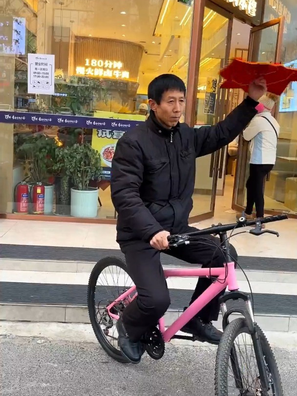 本穆青海牛肉拉面开业 妈呀太香了