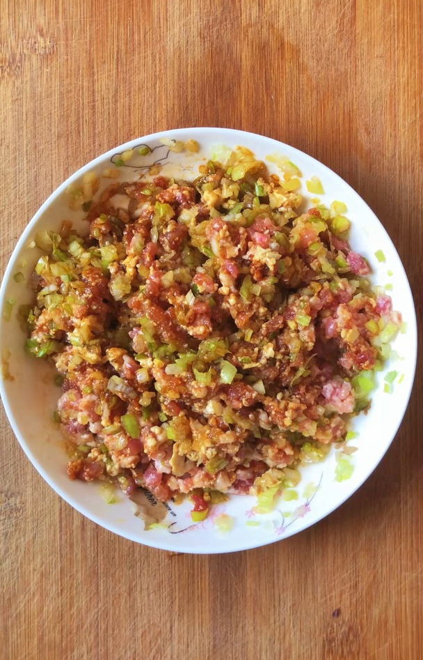 猪肉大葱饺子馅怎么调好吃,跟我这样做,鲜香又美味