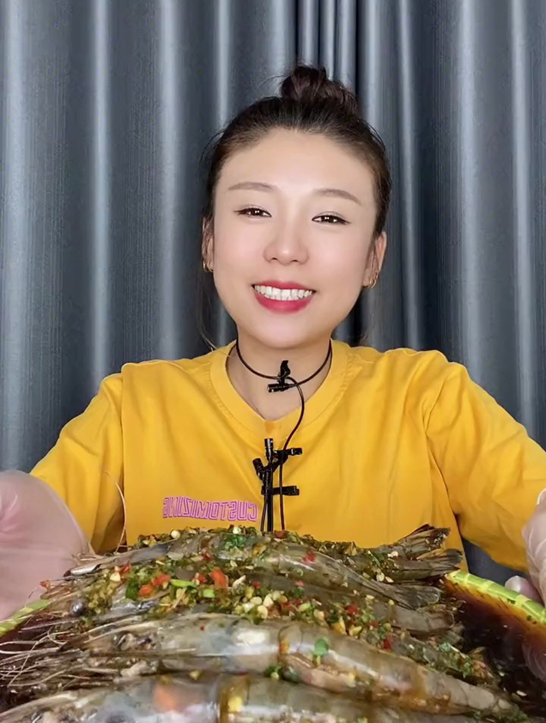 东方虾自由这时候就吃东方虾最新鲜好吃了 光盘行动拒绝浪费