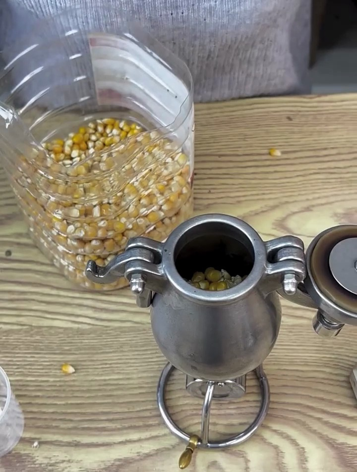 老式爆米花机,炸爆米花,儿时小吃