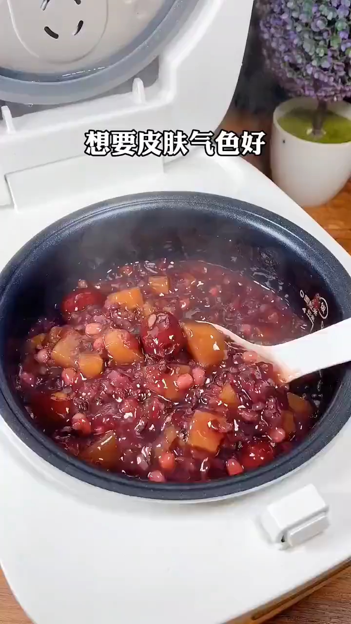 春季滋补黑米粥,这样搭配好吃又健康!