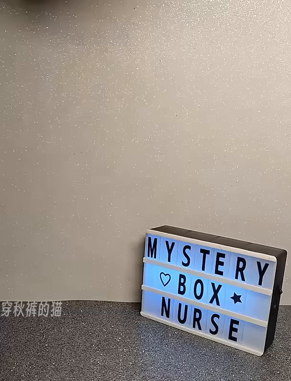 萌趣小黄人玩偶,超可爱卡通形象,孩子们的最爱!