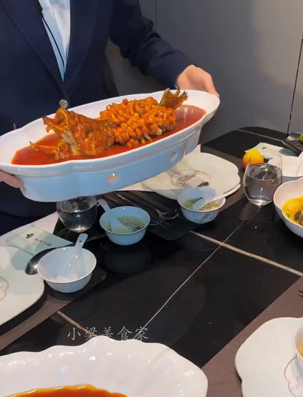 上海的淮扬菜,咋就这么烧钱?