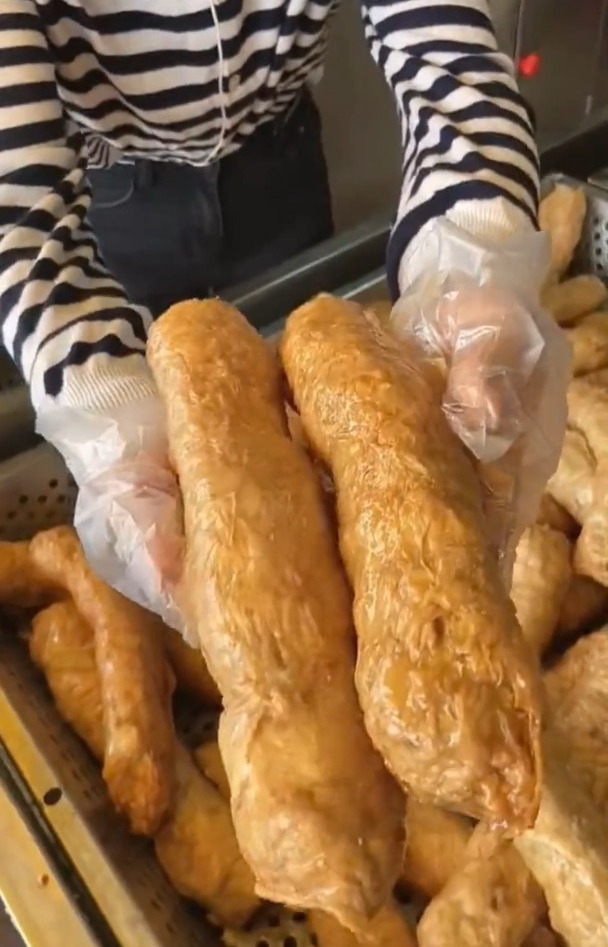 百年传承潮汕肉卷!皮脆肉嫩,饱满鲜美,每一口都是家的味道!