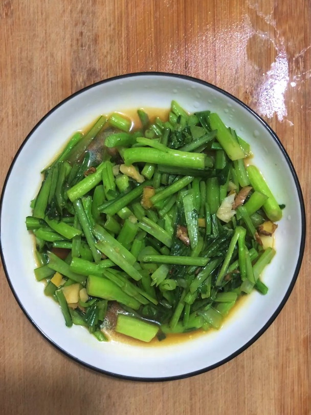 菜心怎么炒好吃又简单,分享一道清炒菜心