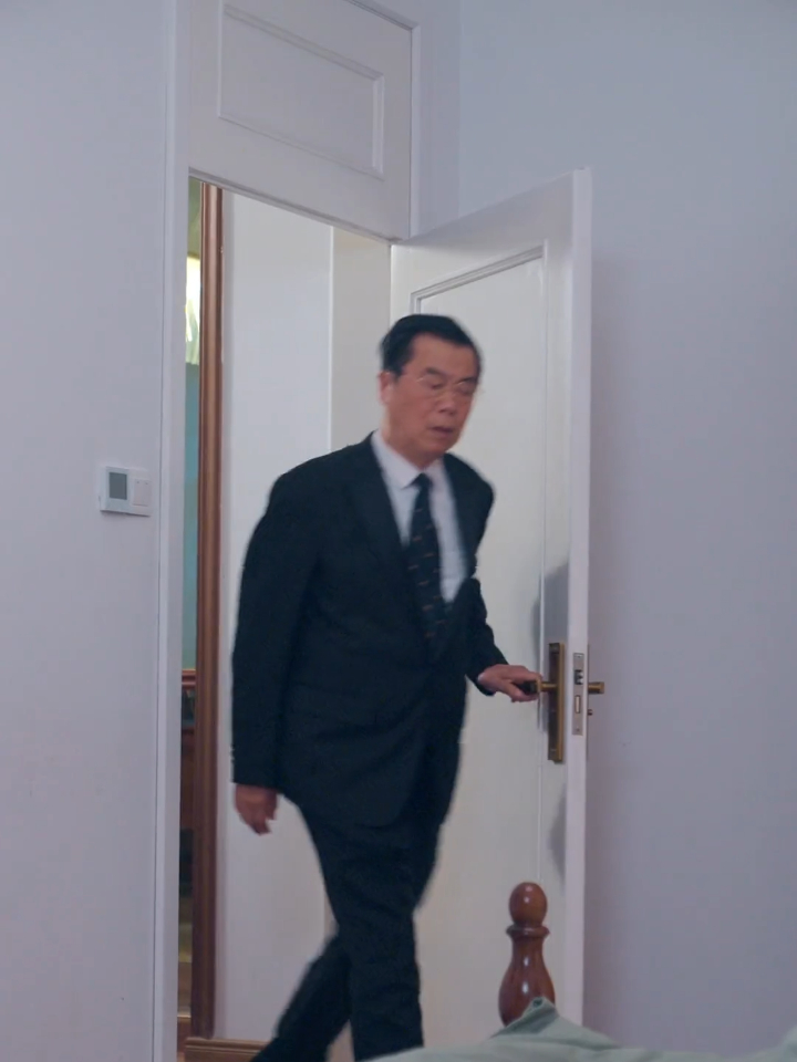 气哭反派大小姐,让你不要惹主角 42