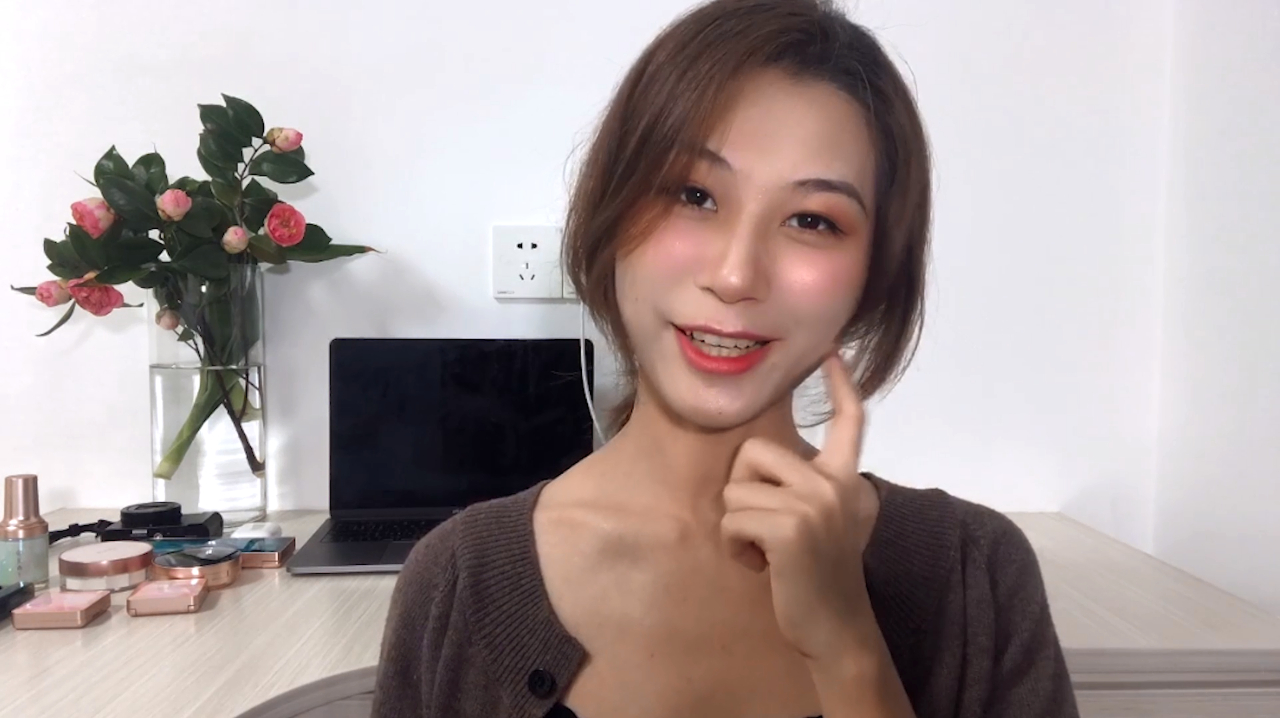 摊鸡蛋饼的大妈都月薪3万,我们读书到底是为了什么?