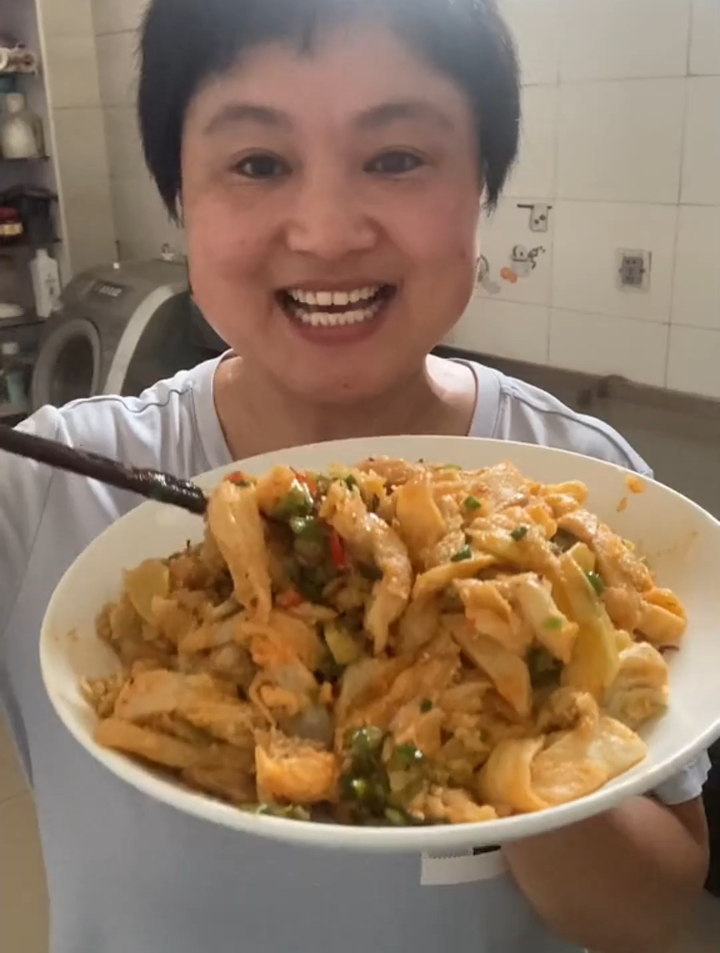 我做的蒸茄子,做法简单还好吃,一次就能让你爱上它