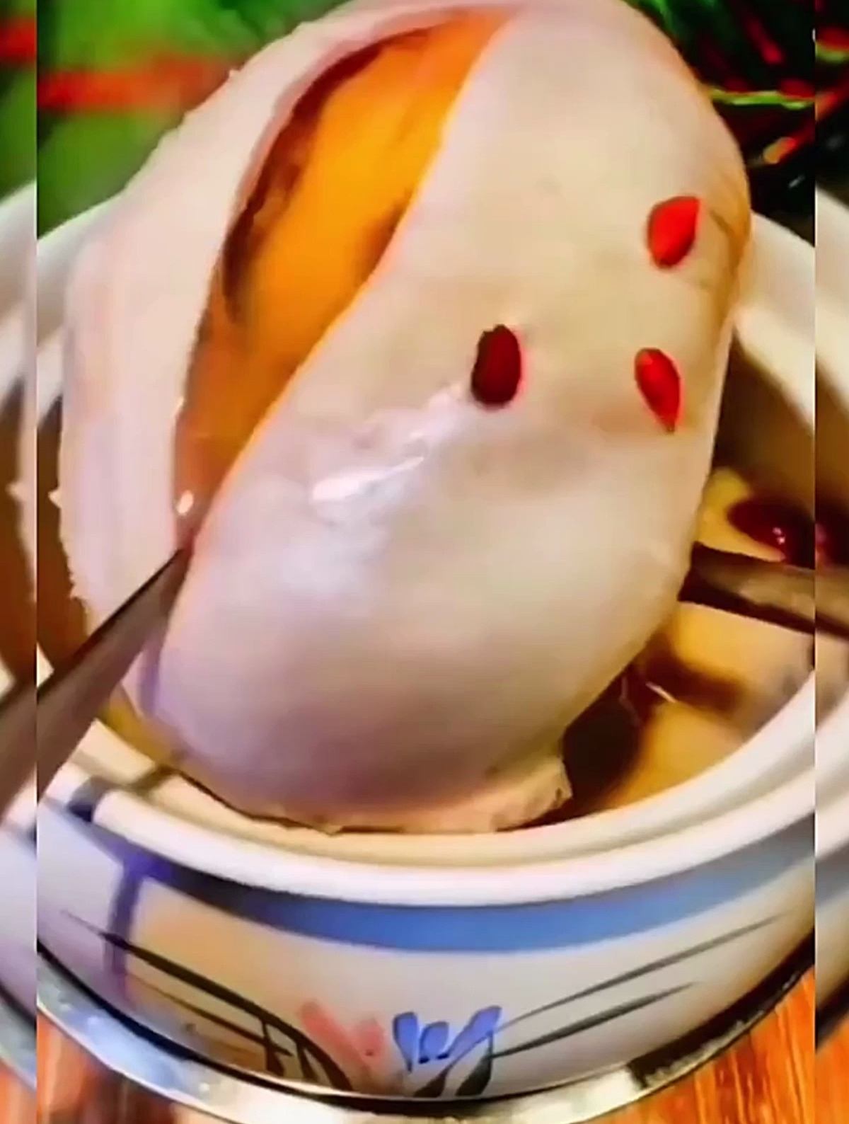 煮小米粥的时候,加苹果就能做成好吃的水果粥,美容养颜补气血