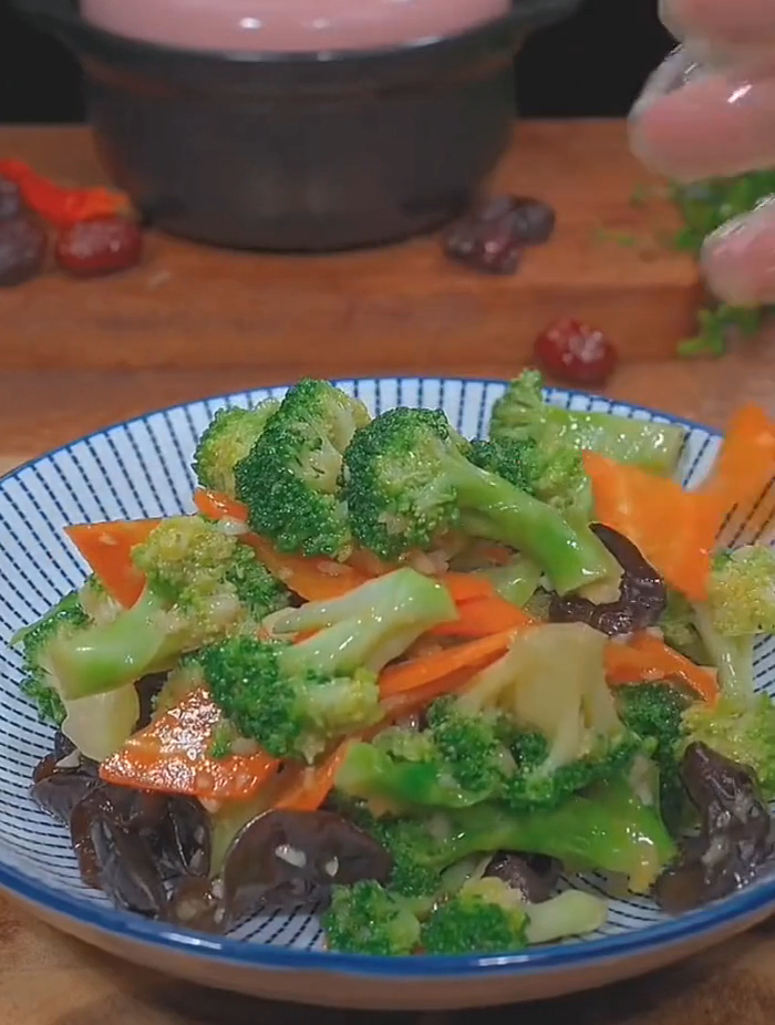一日三餐清淡下饭菜,晚餐推荐菜可以做蔬菜大全
