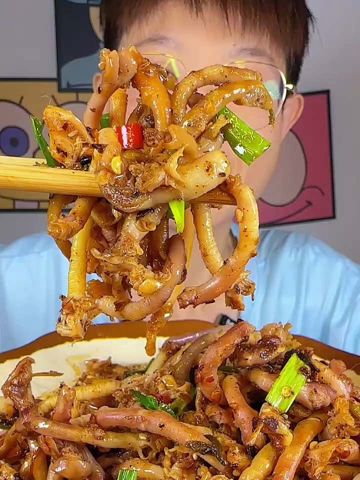 香香辣辣脆脆的,海螺须来喽