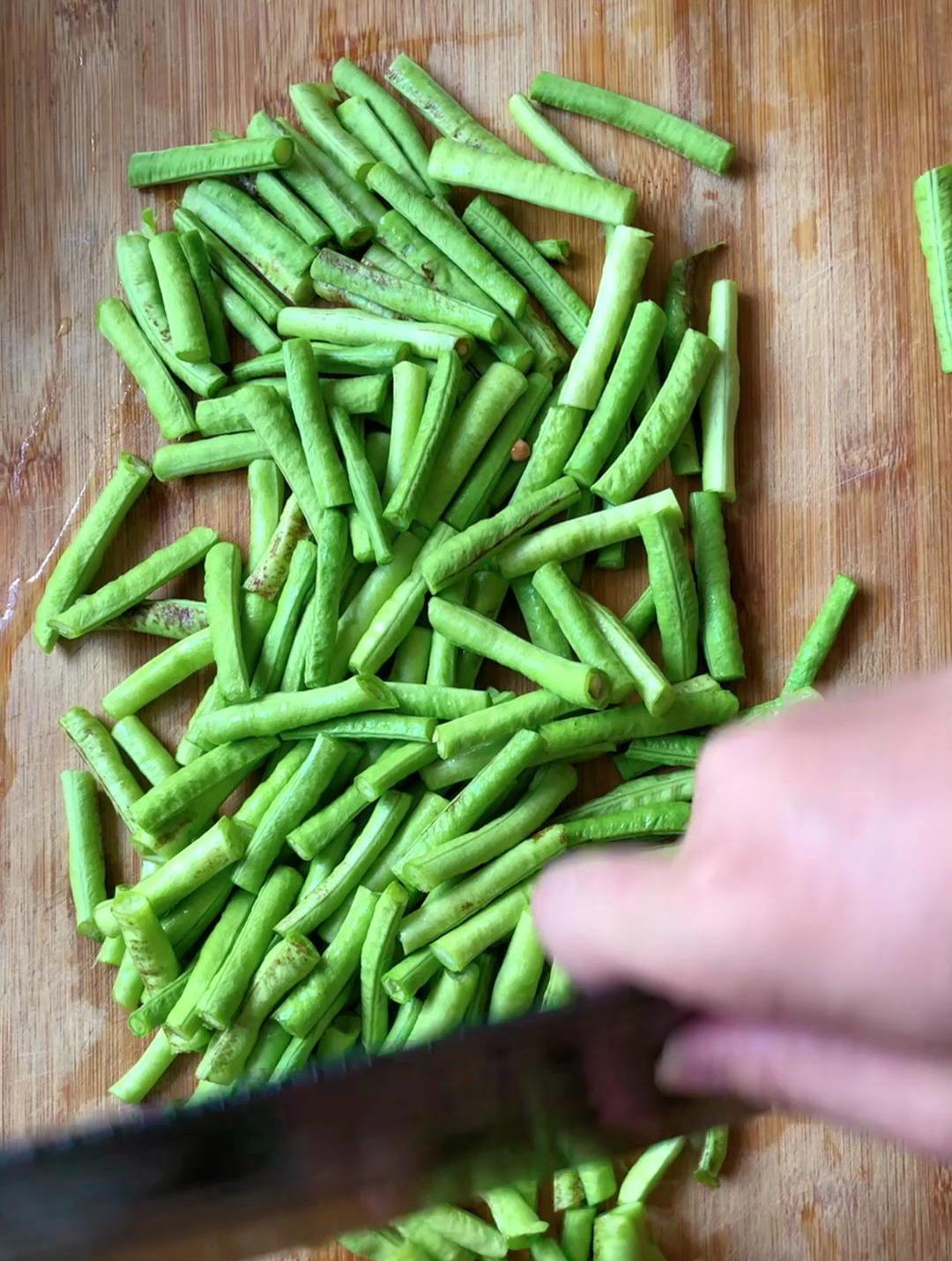 豆角炒多久能熟,3到5分钟即可熟透