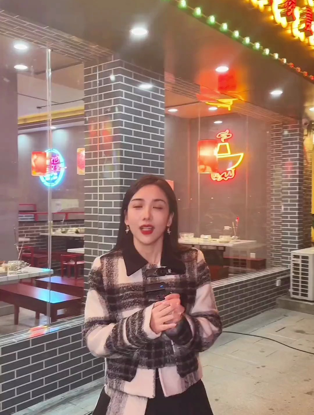 这家重庆美蛙鱼头烧鸡公真的好好吃,我已经连吃两天了