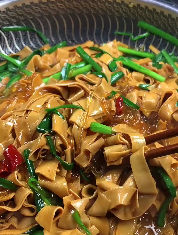 韭菜炒干豆腐老好吃了