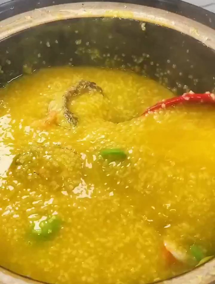 健脾养胃,营养又美味的小米鲍鱼粥