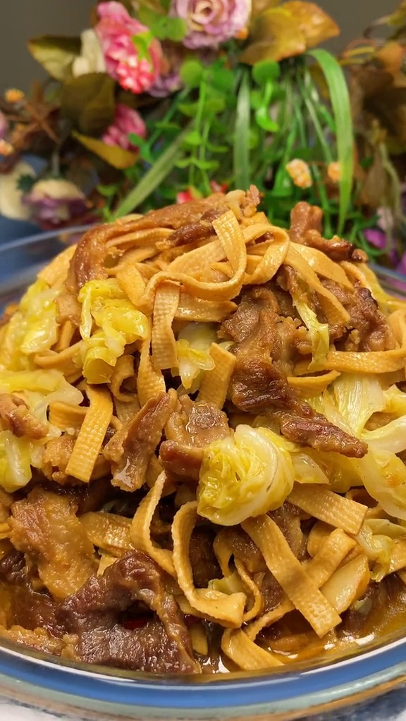 秋天吃羊肉,冬天火力够。一道羊肉烩菜分享给大家!