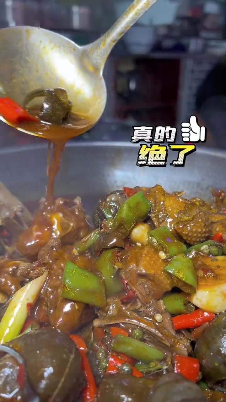 伙计哥三穗鸭你不会还没吃过吧,蔬菜、小吃、甜品都是自助,安逸