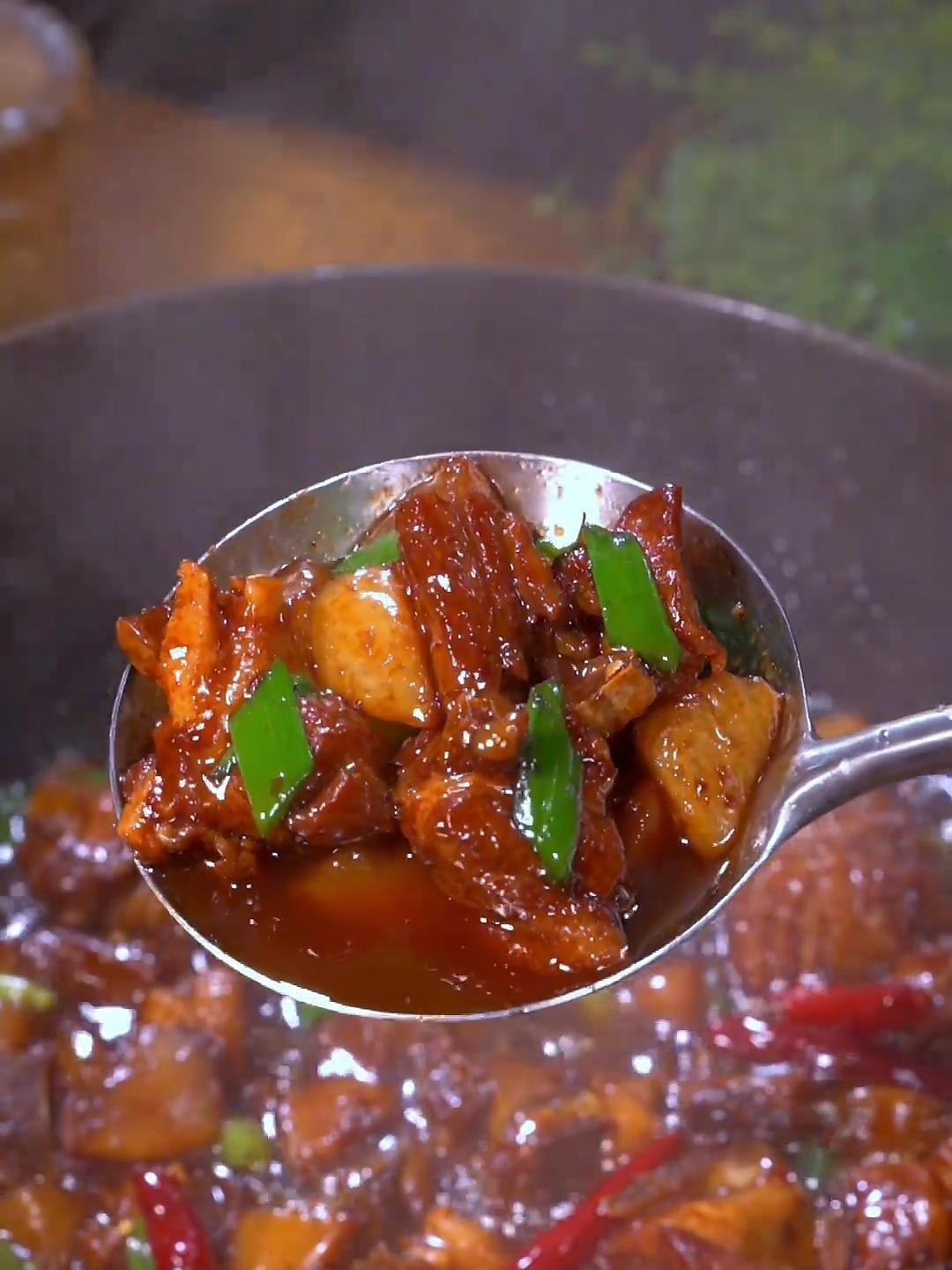 这样炖出来的羊肉软烂入味,不膻也不柴