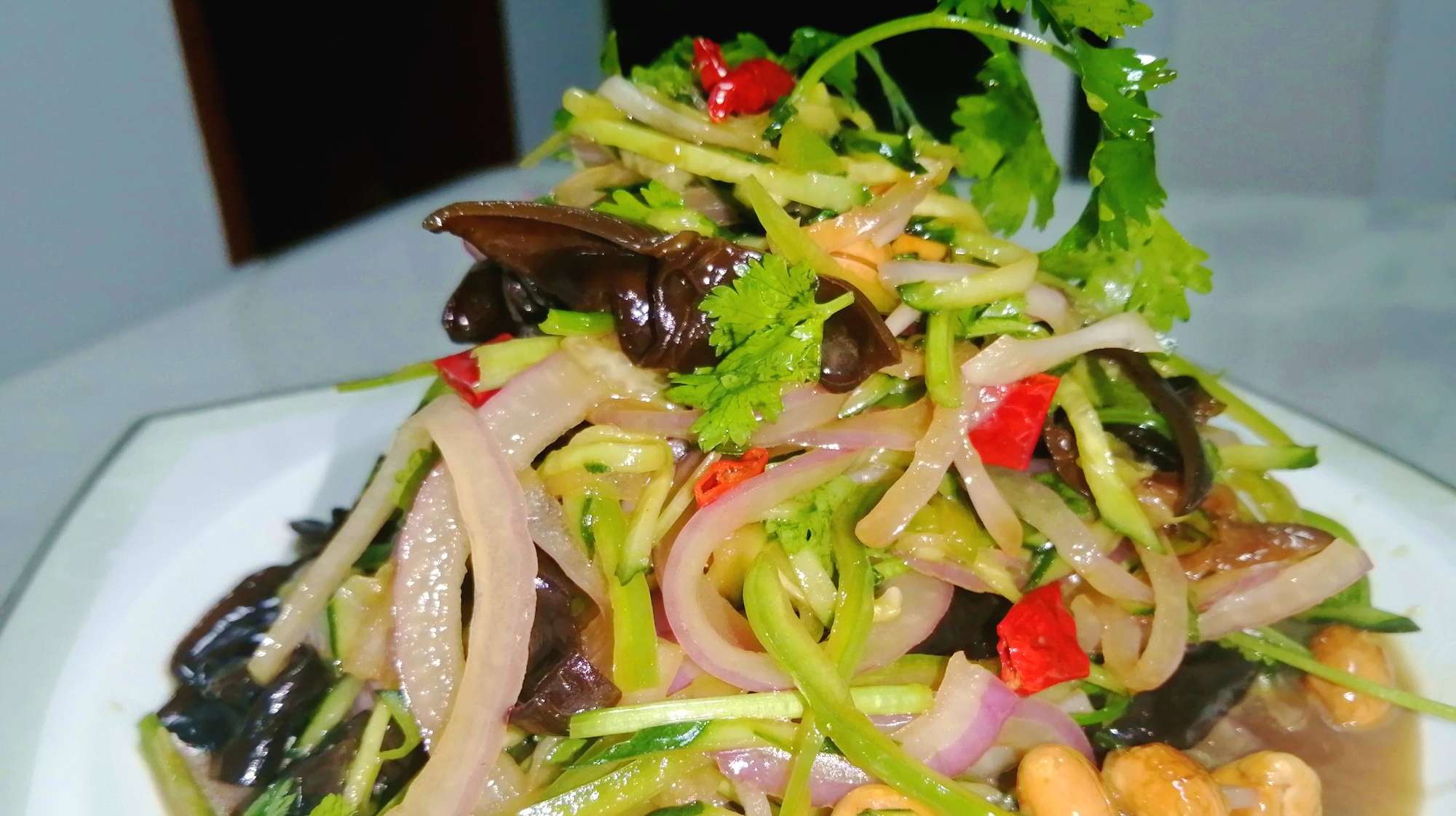 夏天就吃这个,超级好吃的爽口老虎菜,酸辣开胃又解腻,下酒必备