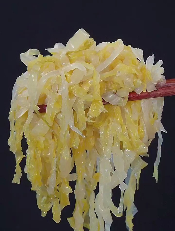 这样腌制的酸菜味道好不容易腐烂