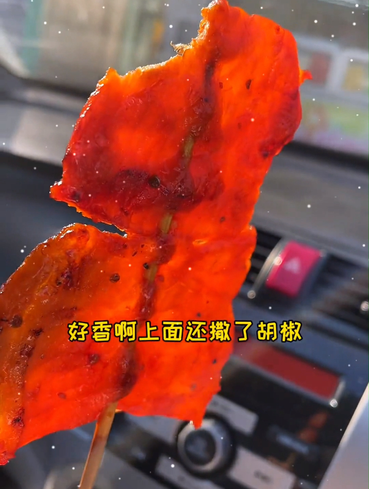 泰国路边摊买烤肉,讲英文遇尴尬