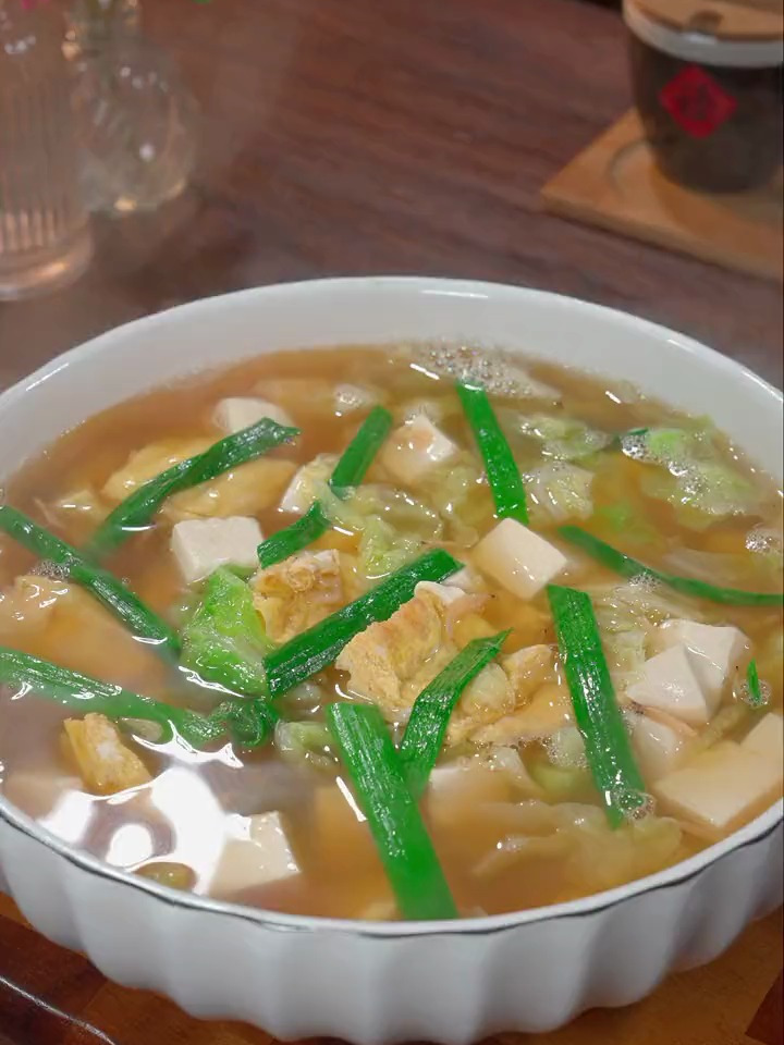 营养丰富的虾皮鸡蛋汤