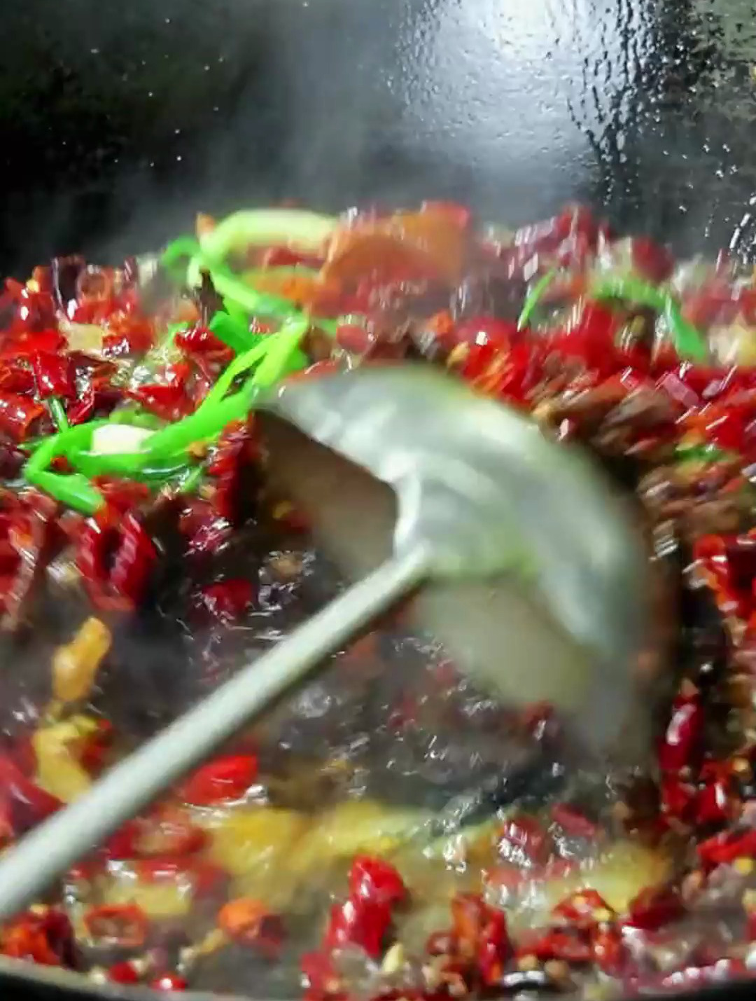 川菜24味型陈皮味的代表菜 陈皮牛肉,酥软化渣,麻辣醇厚