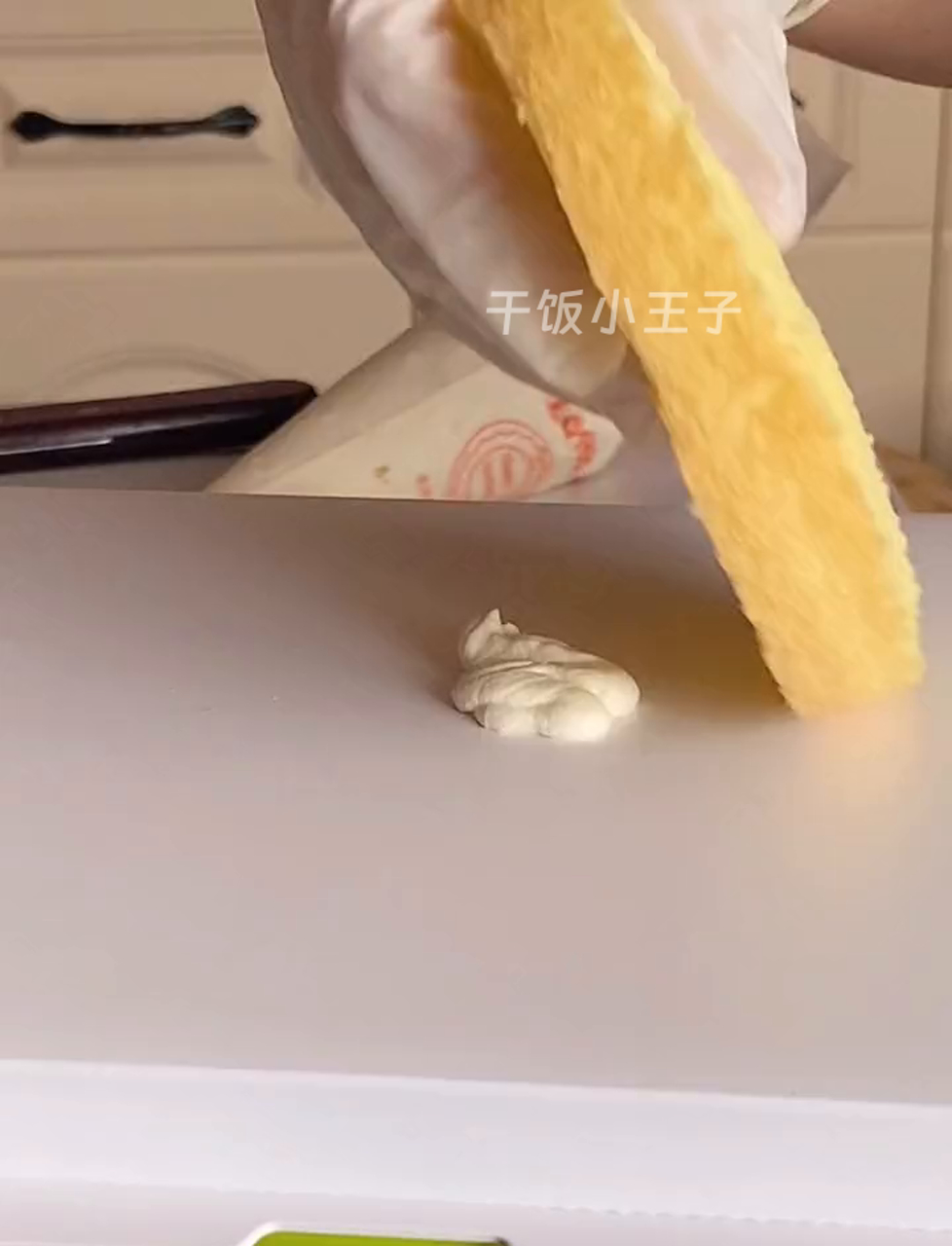 怀旧童年饼干蛋糕芝麻街红蓝黄