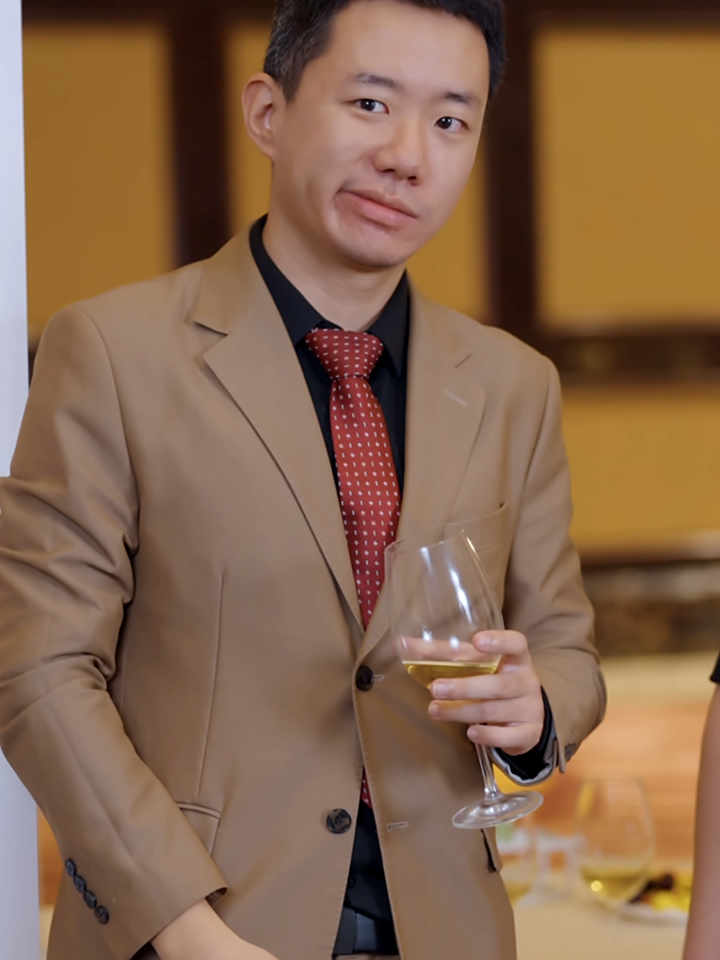 请你们离开,这是我订的婚宴厅