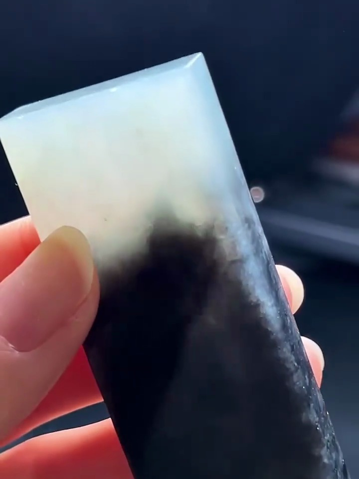 特色乌鸡,完美无事牌,厚装打眼直接戴,尺寸72.7,30,7mm