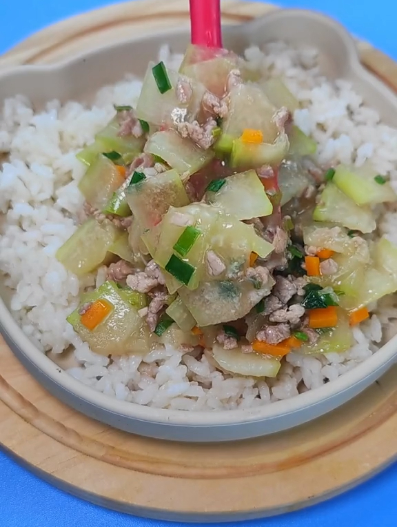 天热宝宝不爱吃饭,来份冬瓜肉沫盖饭,宝宝光盘太容易了