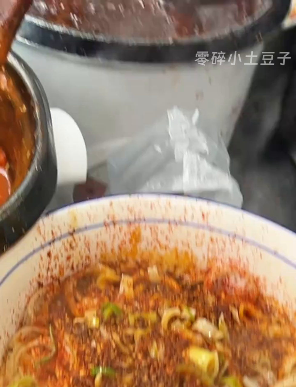 西安随便一碗青椒肉丝面,全国都能让人香得找不着北!
