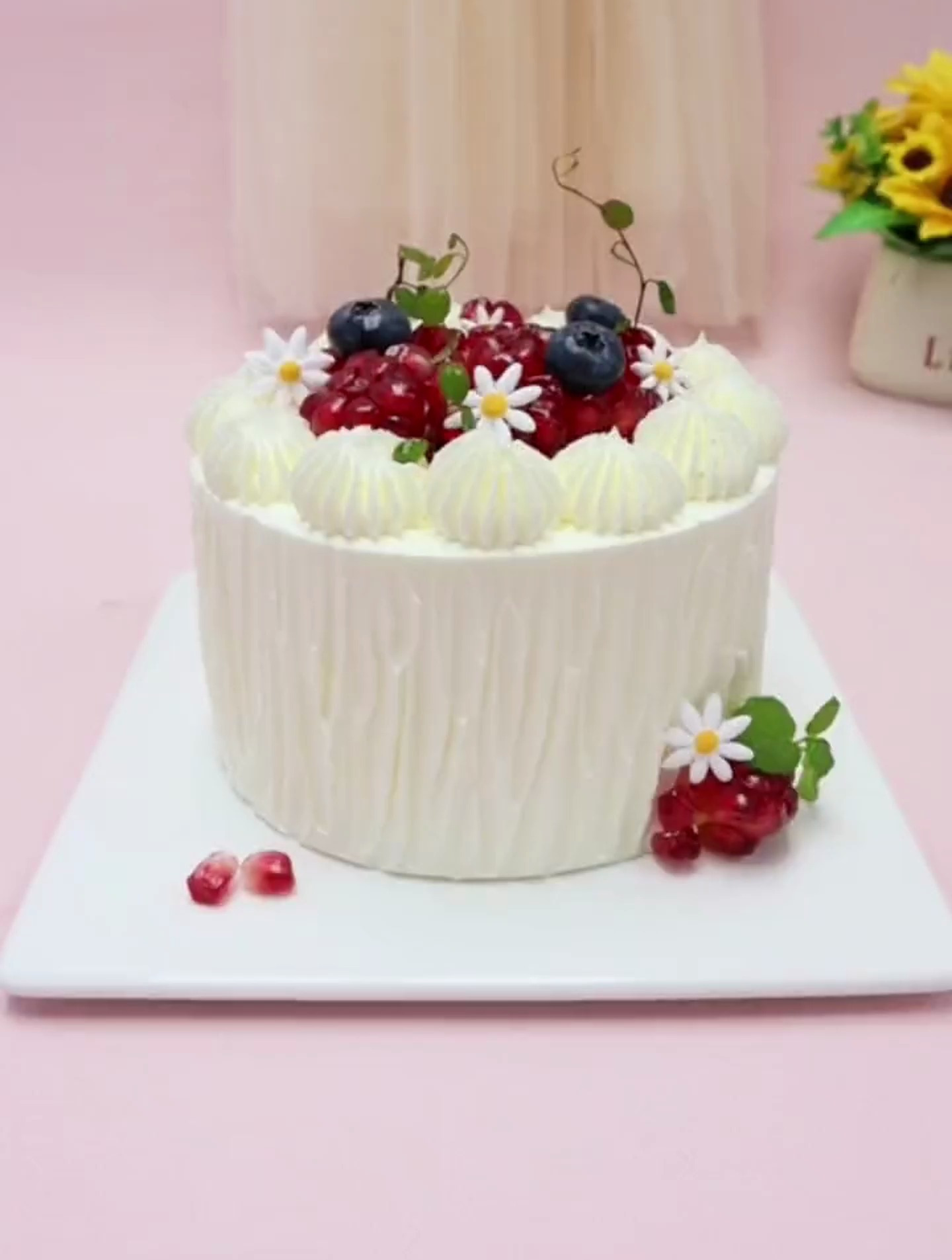 简约水果款奶油蛋糕