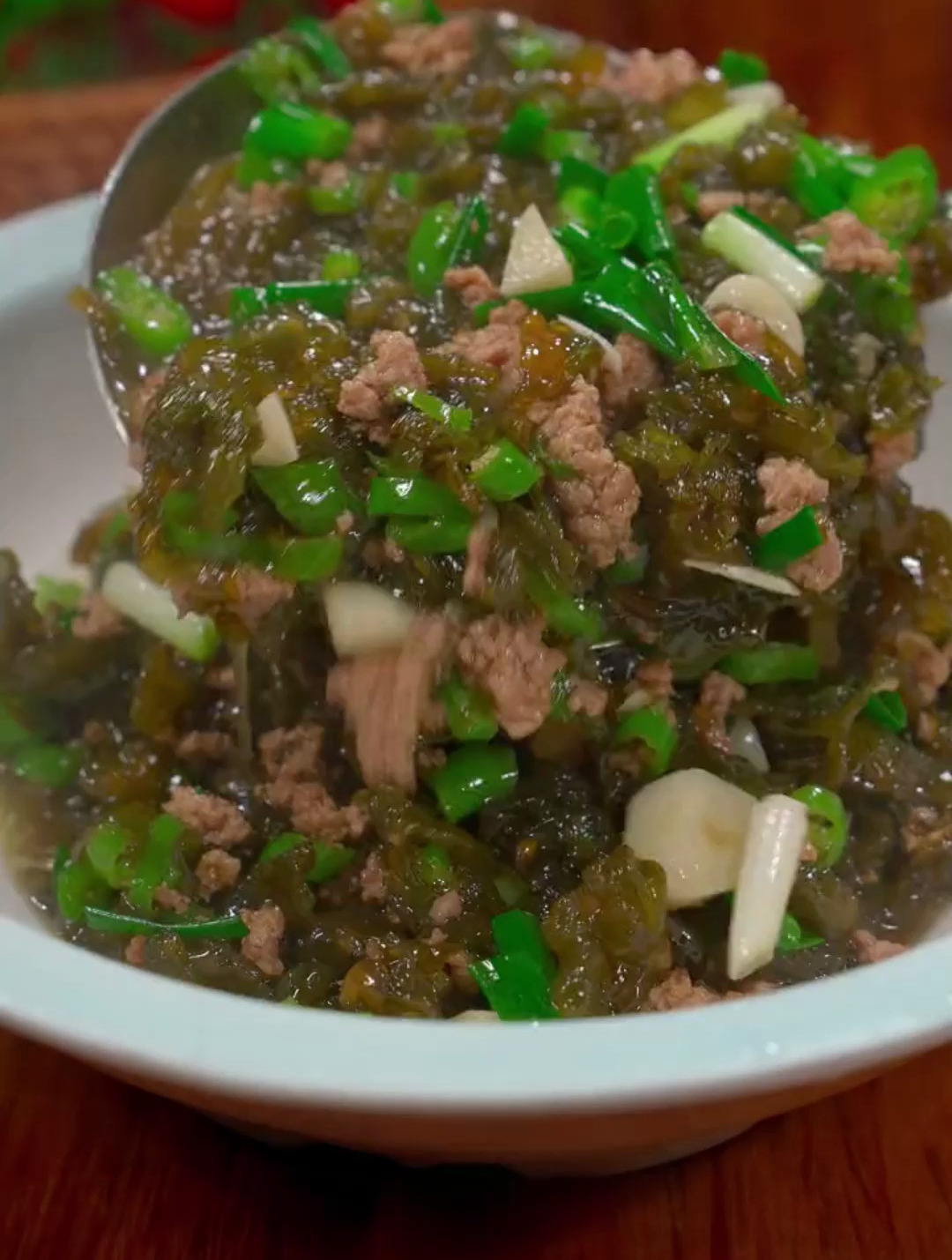 回家做个鲜美的地皮菌肉沫汤