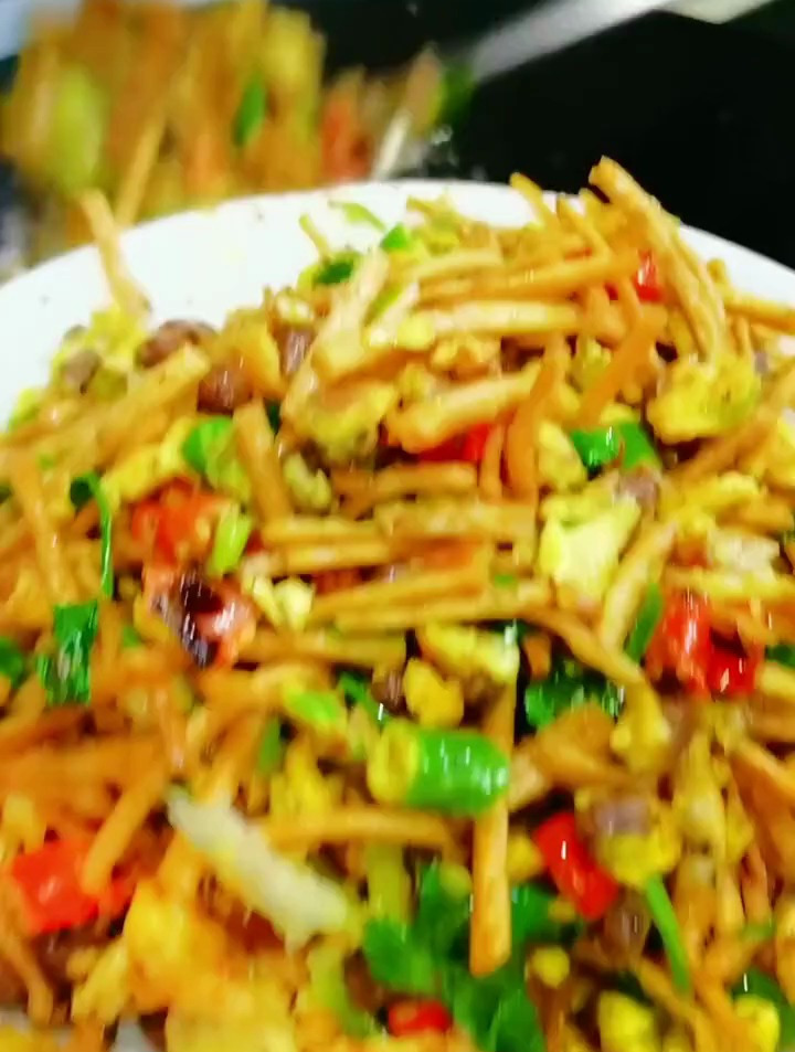 鸡蛋炒馓子 简单美食